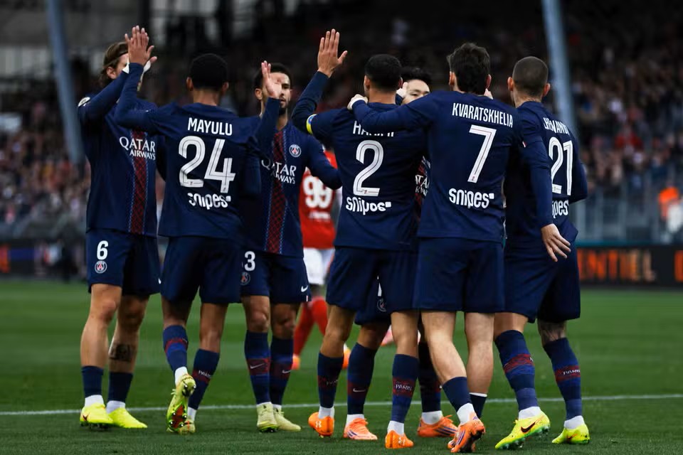 Hakimi Double and Doué Strike Fire PSG Past Brest in Confident 3–0 Victory