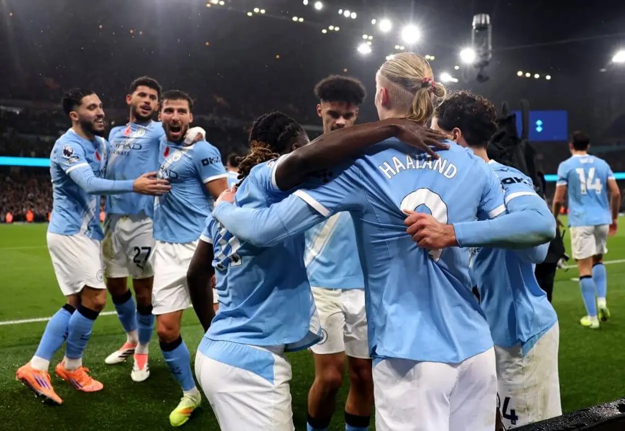Doku Shines as Manchester City Crush Liverpool 3-0 to Cut Arsenal’s Lead