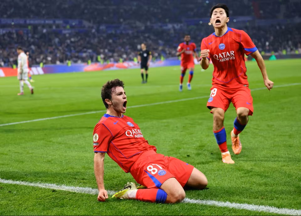 Late Neves Strike Secures PSG Win in Dramatic 3-2 Battle at Groupama Stadium