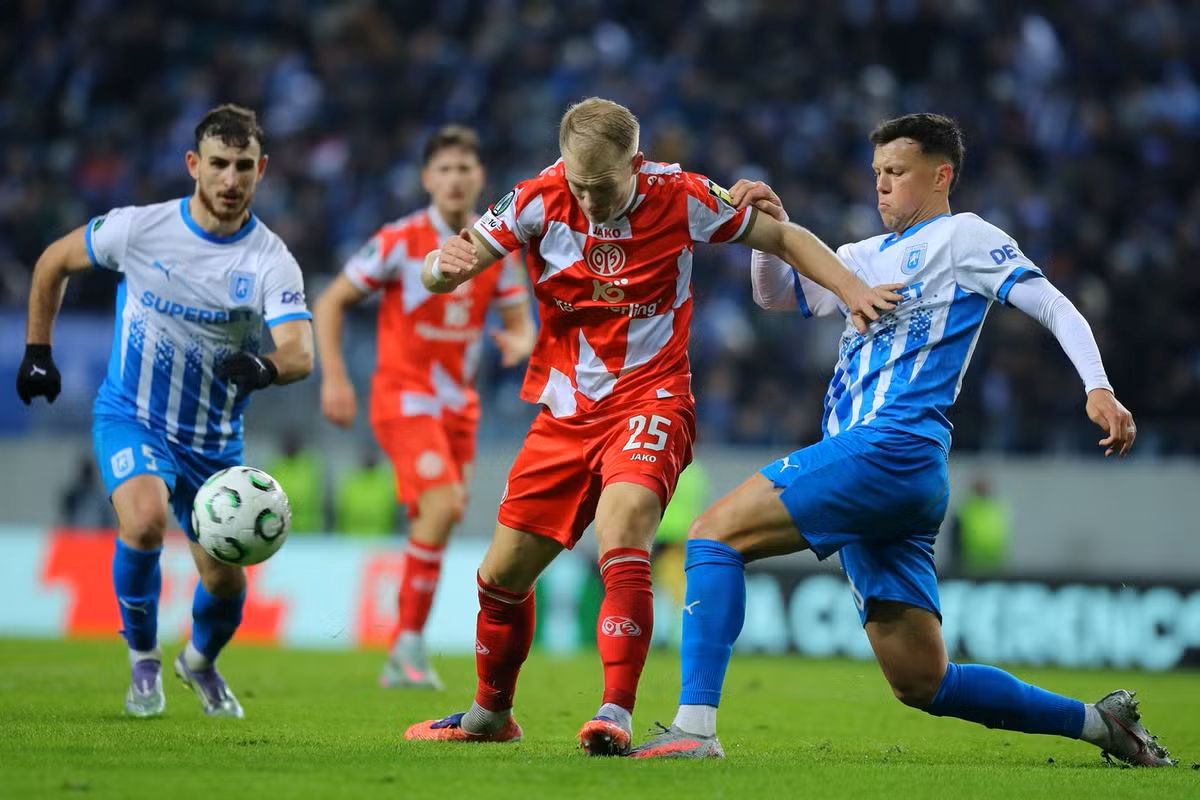 Craiova Edge Mainz in a Tight Battle Settled by Al Hamlawi’s Second-Half Penalty