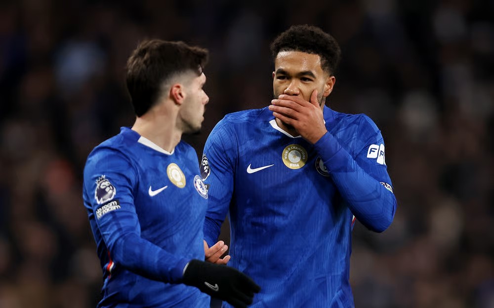 Chaotic First Half Defines Chelsea and Bournemouth Thriller at Stamford Bridge