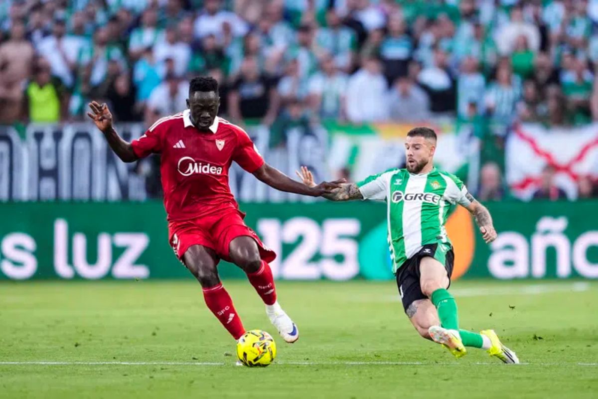 Romero Saves Sevilla Late as Betis Drop Two Goal Lead