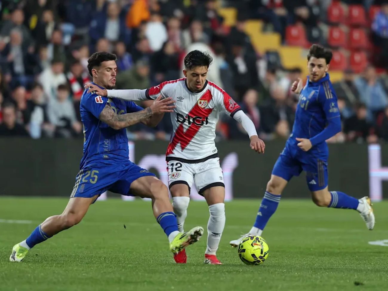 De Frutos Double Powers Rayo Past Oviedo in Vallecas Rout