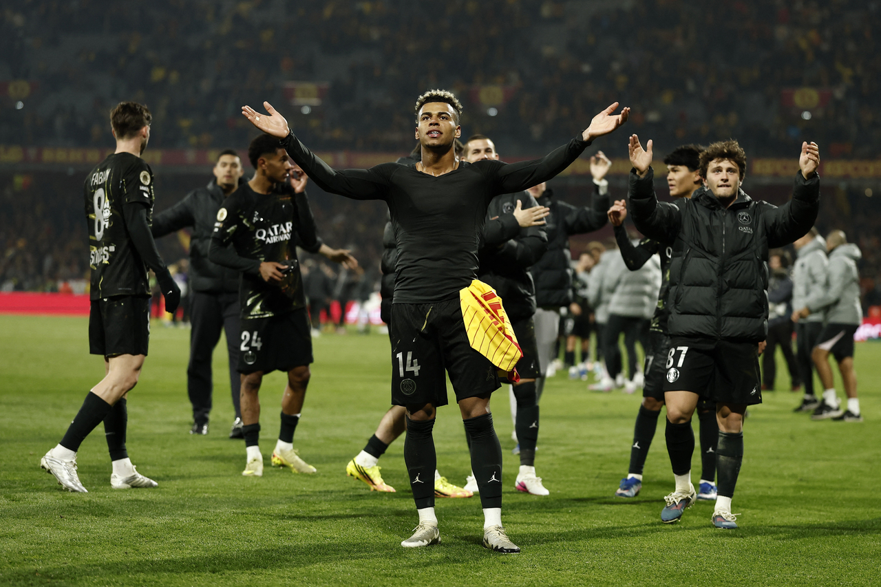 PSG Clinch Fifth Straight Ligue 1 Title With Lens Victory